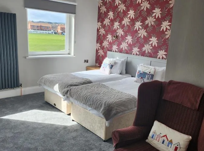 Morningside * Whitby